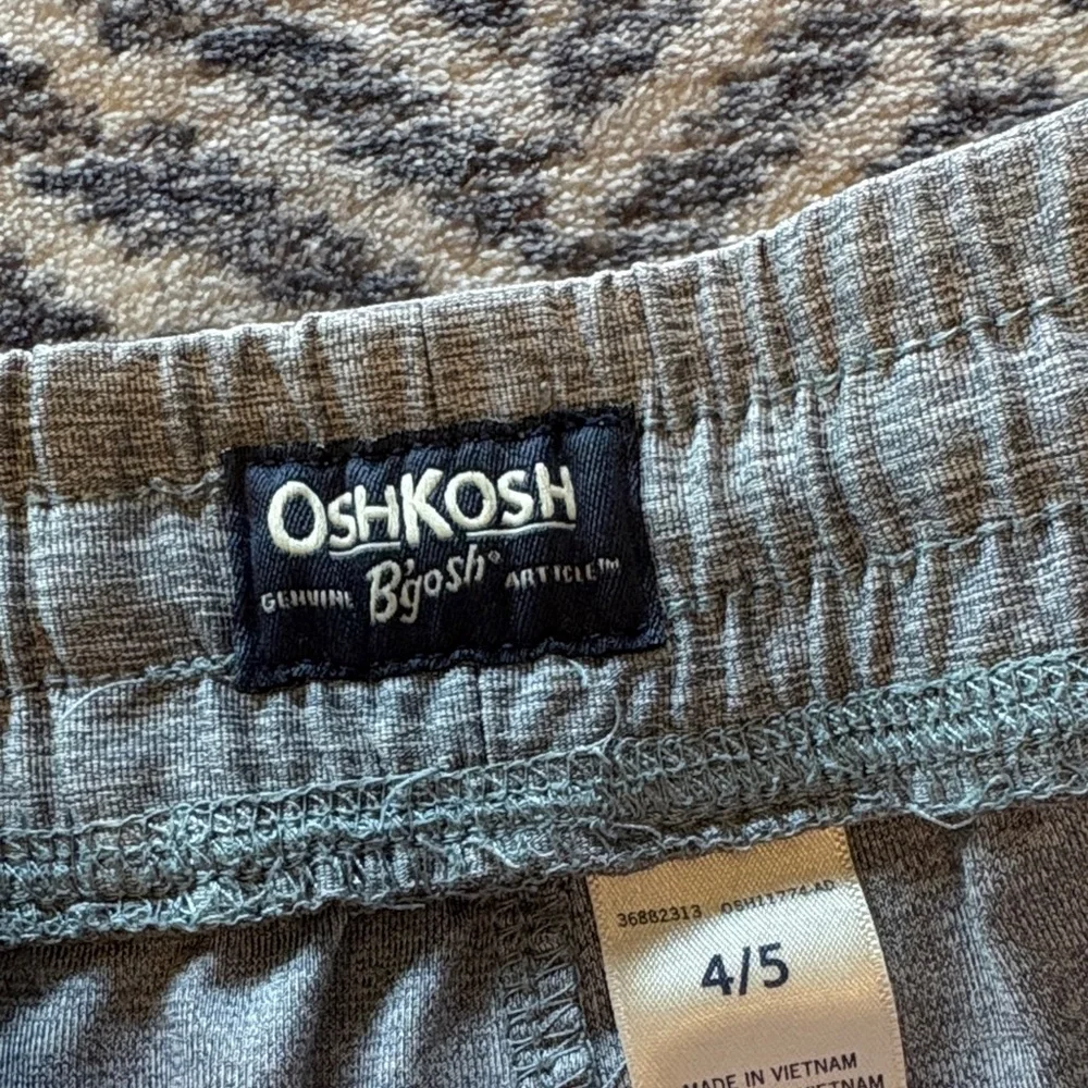 🦋OshKosh B'gosh Kids Gray Shorts